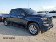 ✅ 2021 Chevrolet Silverado 1500 Custom • VIN: 3GCPYBEK5MG240739 • Lot: 76061864. Wystawiony na Copart z przebiegiem 32 661 mil. Bezpłatny archiwum sprzedaży aukcyjnych z USA i szczegółowy raport historii pojazdu na DreamBid. Zdjęcie 4.