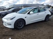 ✅ 2023 Tesla Model 3 • VIN: 5YJ3E1EA9PF713917 • Lot: 42657365. Wystawiony na Copart z przebiegiem Nie podano. Bezpłatny archiwum sprzedaży aukcyjnych z USA i szczegółowy raport historii pojazdu na DreamBid. Zdjęcie 1.
