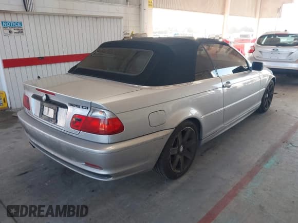 ✅ 2002 BMW 3 Series 325Ci • VIN: WBABS33462PG84856 • Lot: 43784439. Listed on IAAI with 185,539 mi. Free auction sales archive from the USA and detailed vehicle history report at DreamBid. Image 4.