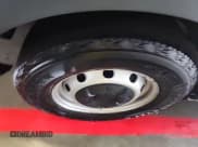 ✅ 2018 Ford Transit • VIN: 1FTYE1YM1JKB52179 • Lot: 42146754. Wystawiony na IAAI z przebiegiem 251 933 mil. Bezpłatny archiwum sprzedaży aukcyjnych z USA i szczegółowy raport historii pojazdu na DreamBid. Zdjęcie 1.