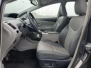 ✅ 2015 Toyota Prius Four • VIN: JTDZN3EU5FJ031625 • Lot: 90433995. Wystawiony na Copart z przebiegiem 97 058 mil. Bezpłatny archiwum sprzedaży aukcyjnych z USA i szczegółowy raport historii pojazdu na DreamBid. Zdjęcie 7.