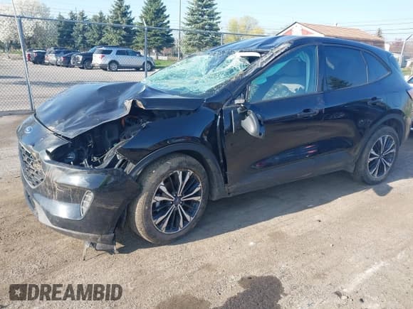 ✅ 2021 Ford Escape SE Hybrid • VIN: 1FMCU9BZ9MUB21590 • Lot: 42093168. Listed on IAAI with 112,821 mi. Free auction sales archive from the USA and detailed vehicle history report at DreamBid. Image 2.