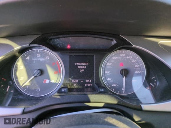 ✅ 2011 Audi S4 Prestige • VIN: WAUKGAFLXBA172784 • Лот: 41663005. Опубликован ранее на Copart с пробегом 96 433 миль. Бесплатный доступ к архиву аукционных продаж из США и подробный отчёт об истории автомобиля на DreamBid. Изображение 9.