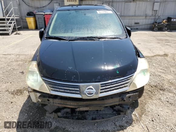✅ 2007 Nissan Versa SL • VIN: 3N1BC13E67L424442 • Lot: 62579575. Wystawiony na Copart z przebiegiem 166 656 mil. Bezpłatny archiwum sprzedaży aukcyjnych z USA i szczegółowy raport historii pojazdu na DreamBid. Zdjęcie 5.
