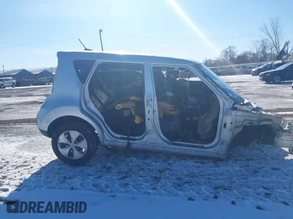 ✅ 2019 Kia Soul • VIN: KNDJN2A28K7685148 • Лот: 41440156. Опубликован ранее на IAAI с пробегом Не указан. Бесплатный доступ к архиву аукционных продаж из США и подробный отчёт об истории автомобиля на DreamBid. Изображение 13.