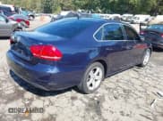 ✅ 2015 Volkswagen Passat S • VIN: 1VWAS7A32FC107572 • Lot: 43460142. Wystawiony na IAAI z przebiegiem 351 171 mil. Bezpłatny archiwum sprzedaży aukcyjnych z USA i szczegółowy raport historii pojazdu na DreamBid. Zdjęcie 4.