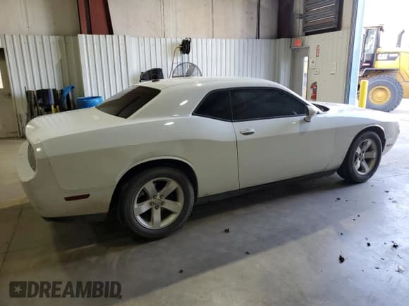 ✅ 2013 Dodge Challenger Rallye Redline • VIN: 2C3CDYAGXDH695654 • Lot: 47981885. Wystawiony na Copart z przebiegiem 220 073 mil. Bezpłatny archiwum sprzedaży aukcyjnych z USA i szczegółowy raport historii pojazdu na DreamBid. Zdjęcie 3.