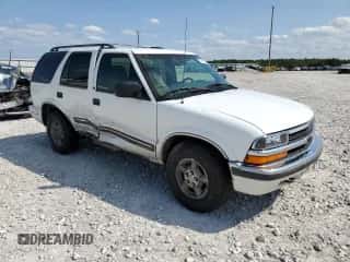 1999 Chevrolet Blazer LS with VIN 1GNDT13WXX2150024, listed as a Copart auction lot 71781074 with 271,768 mi miles and Salvage title. Bid and sale history available at DreamBid. Image 4.