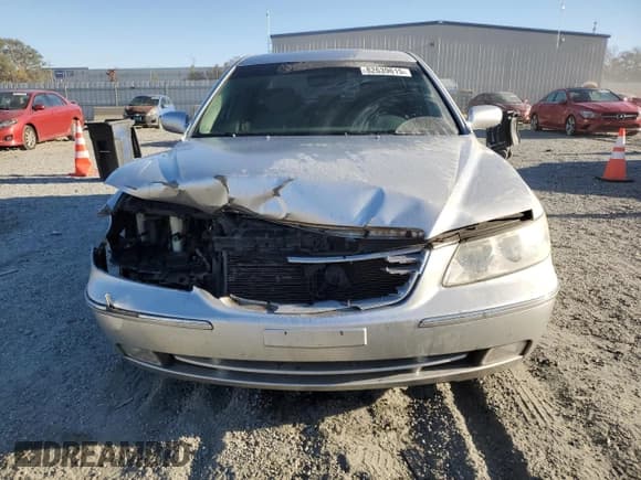 ✅ 2007 Hyundai Azera SE • VIN: KMHFC46F27A206456 • Lot: 82639615. Listed on Copart with 153,231 mi. Free auction sales archive from the USA and detailed vehicle history report at DreamBid. Image 5.