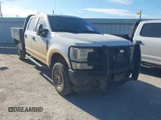 ✅ 2019 Ford F-250 XL • VIN: 1FD7W2B69KEG48755 • Lot: 42759283. Listed on IAAI with 116,886 mi. Free auction sales archive from the USA and detailed vehicle history report at DreamBid. Image 1.