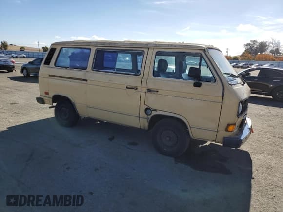 ✅ 1982 Volkswagen Vanagon • VIN: WV2YG0253CH072468 • Lot: 80164904. Listed on Copart with 125,730 mi. Free auction sales archive from the USA and detailed vehicle history report at DreamBid. Image 4.