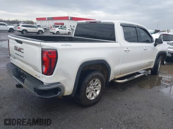 ✅ 2020 GMC Sierra 1500 SLE • VIN: 3GTU9BED9LG223510 • Лот: 41685604. Опубликован ранее на IAAI с пробегом 85 677 миль. Бесплатный доступ к архиву аукционных продаж из США и подробный отчёт об истории автомобиля на DreamBid. Изображение 4.