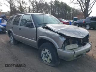 ✅ 2004 Chevrolet Blazer LS • VIN: 1GNDT13X94K103815 • Lot: 41780349. Wystawiony na IAAI z przebiegiem 187 296 mil. Bezpłatny archiwum sprzedaży aukcyjnych z USA i szczegółowy raport historii pojazdu na DreamBid. Zdjęcie 1.