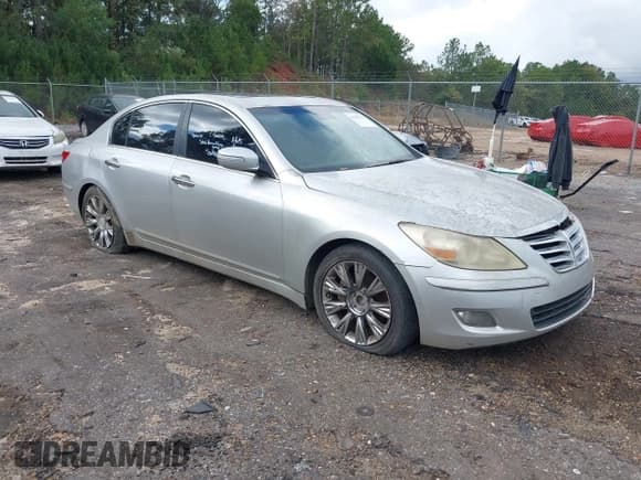 ✅ 2010 Hyundai Genesis • VIN: KMHGC4DE3AU073971 • Lot: 43502274. Listed on IAAI with Not provided. Free auction sales archive from the USA and detailed vehicle history report at DreamBid. Image 1.