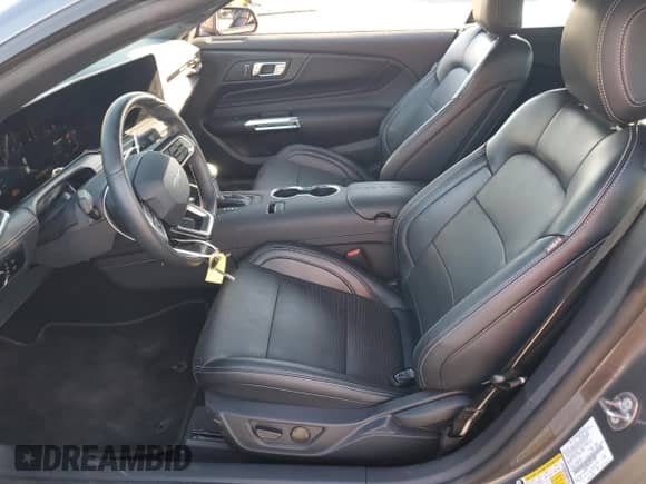 2024 Ford Mustang EcoBoost with VIN 1FAGP8UH0R5133887, listed as a Copart auction lot 81882304 with 5,885 mi miles and Clean title. Bid and sale history available at DreamBid. Image 7.