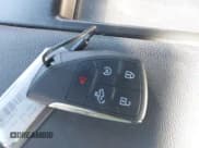 ✅ 2025 GMC Sierra 1500 SLT • VIN: 1GTPHDED2SZ317707 • Лот: 43613338. Опубликован ранее на IAAI с пробегом 11 726 миль. Бесплатный доступ к архиву аукционных продаж из США и подробный отчёт об истории автомобиля на DreamBid. Изображение 11.