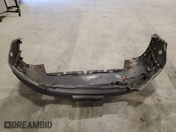 ✅ 2019 Jeep Cherokee Trailhawk • VIN: 1C4PJMBX7KD484922 • Lot: 84998005. Listed on Copart with 93,636 mi. Free auction sales archive from the USA and detailed vehicle history report at DreamBid. Image 13.