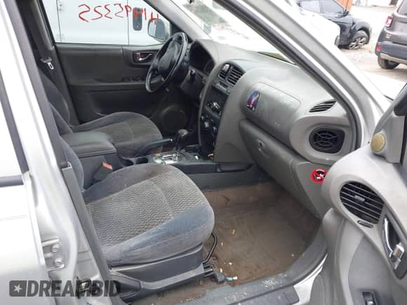 2005 Hyundai Santa Fe GLS с VIN KM8SC13D05U955011, выставлен на аукционе IAAI как лот 41496442 с пробегом Не указан миль и . История ставок и продаж доступна на DreamBid. Изображение 5.