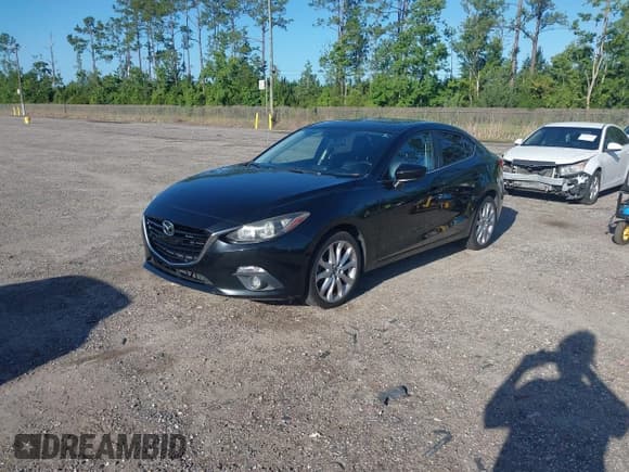 ✅ 2016 Mazda 3 S Touring • VIN: JM1BM1W37G1297731 • Lot: 42639017. Listed on IAAI with 141,650 mi. Free auction sales archive from the USA and detailed vehicle history report at DreamBid. Image 2.