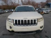 ✅ 2011 Jeep Grand Cherokee Limited • VIN: 1J4RR5GT7BC642186 • Лот: 92815265. Опубликован ранее на Copart с пробегом Не указан. Бесплатный доступ к архиву аукционных продаж из США и подробный отчёт об истории автомобиля на DreamBid. Изображение 5.