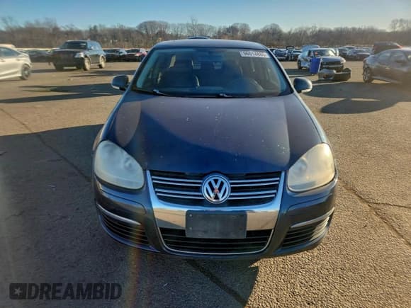 ✅ 2008 Volkswagen Jetta SE • VIN: 3VWRZ71K78M039728 • Lot: 96014885. Wystawiony na Copart z przebiegiem 181 767 mil. Bezpłatny archiwum sprzedaży aukcyjnych z USA i szczegółowy raport historii pojazdu na DreamBid. Zdjęcie 5.