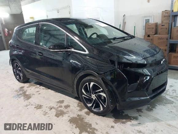 ✅ 2023 Chevrolet Bolt EV 2LT • VIN: 1G1FX6S03P4184237 • Lot: 41565141. Wystawiony na IAAI z przebiegiem 80 603 mil. Bezpłatny archiwum sprzedaży aukcyjnych z USA i szczegółowy raport historii pojazdu na DreamBid. Zdjęcie 1.