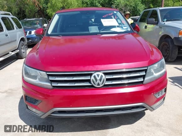 ✅ 2018 Volkswagen Tiguan SEL • VIN: 3VV3B7AX4JM027472 • Lot: 42398665. Listed on IAAI with 153,742 mi. Free auction sales archive from the USA and detailed vehicle history report at DreamBid. Image 6.