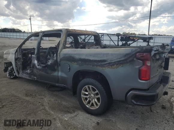 ✅ 2021 Chevrolet Silverado 1500 RST • VIN: 1GCUYEED7MZ162020 • Лот: 82271205. Опубликован ранее на Copart с пробегом Не указан. Бесплатный доступ к архиву аукционных продаж из США и подробный отчёт об истории автомобиля на DreamBid. Изображение 2.