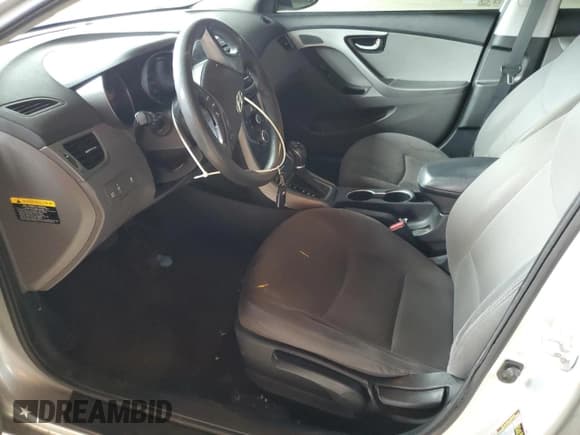 ✅ 2015 Hyundai Elantra SE • VIN: 5NPDH4AE5FH646206 • Lot: 82390695. Listed on Copart with 132,362 mi. Free auction sales archive from the USA and detailed vehicle history report at DreamBid. Image 7.