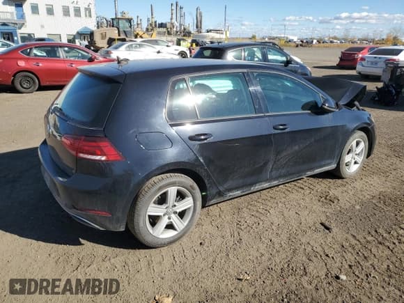 ✅ 2021 Volkswagen Golf TSI • VIN: 3VWG57AU5MM014227 • Lot: 77642424. Wystawiony na Copart z przebiegiem 59 003 mil. Bezpłatny archiwum sprzedaży aukcyjnych z USA i szczegółowy raport historii pojazdu na DreamBid. Zdjęcie 3.