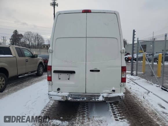 ✅ 2013 Nissan NV SV • VIN: 1N6BF0LY9DN106025 • Lot: 87444994. Listed on Copart with 150,725 mi. Free auction sales archive from the USA and detailed vehicle history report at DreamBid. Image 6.
