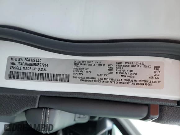 ✅ 2024 Jeep Grand Cherokee Laredo • VIN: 1C4RJHAG0R8597244 • Lot: 82184075. Listed on Copart with 21,456 mi. Free auction sales archive from the USA and detailed vehicle history report at DreamBid. Image 14.