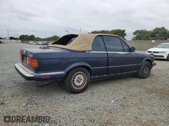 ✅ 1987 BMW 3 Series • VIN: WBABB2309H1940715 • Лот: 65473165. Опубликован ранее на Copart с пробегом 146 925 миль. Бесплатный доступ к архиву аукционных продаж из США и подробный отчёт об истории автомобиля на DreamBid. Изображение 3.