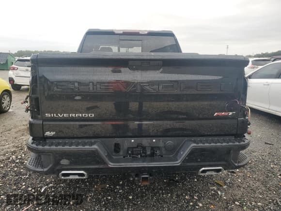 ✅ 2021 Chevrolet Silverado 1500 RST • VIN: 3GCUYEET0MG142523 • Lot: 89691365. Wystawiony na Copart z przebiegiem 105 713 mil. Bezpłatny archiwum sprzedaży aukcyjnych z USA i szczegółowy raport historii pojazdu na DreamBid. Zdjęcie 6.