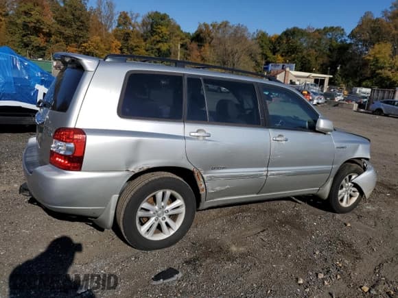 ✅ 2006 Toyota Highlander Limited • VIN: JTEEW21A660031961 • Lot: 82771015. Wystawiony na Copart z przebiegiem 231 345 mil. Bezpłatny archiwum sprzedaży aukcyjnych z USA i szczegółowy raport historii pojazdu na DreamBid. Zdjęcie 3.