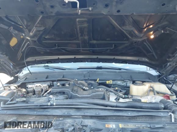 ✅ 2014 Ford F-250 XL • VIN: 1FT7W2BT3EEA13190 • Lot: 43194939. Listed on IAAI with 197,211 mi. Free auction sales archive from the USA and detailed vehicle history report at DreamBid. Image 10.