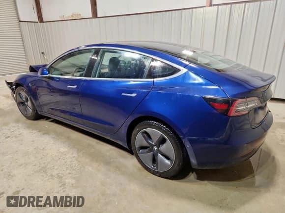 ✅ 2018 Tesla Model 3 Long Range Battery • VIN: 5YJ3E1EA4JF102538 • Lot: 85429175. Wystawiony na Copart z przebiegiem 61 125 mil. Bezpłatny archiwum sprzedaży aukcyjnych z USA i szczegółowy raport historii pojazdu na DreamBid. Zdjęcie 2.