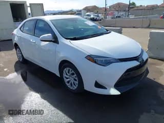 ✅ 2019 Toyota Corolla LE • VIN: 5YFBURHE7KP858544 • Lot: 43697540. Wystawiony na IAAI z przebiegiem 34 566 mil. Bezpłatny archiwum sprzedaży aukcyjnych z USA i szczegółowy raport historii pojazdu na DreamBid. Zdjęcie 1.