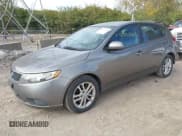 ✅ 2012 Kia Forte EX • VIN: KNAFU5A27C5481994 • Lot: 43557565. Wystawiony na IAAI z przebiegiem 224 075 mil. Bezpłatny archiwum sprzedaży aukcyjnych z USA i szczegółowy raport historii pojazdu na DreamBid. Zdjęcie 2.