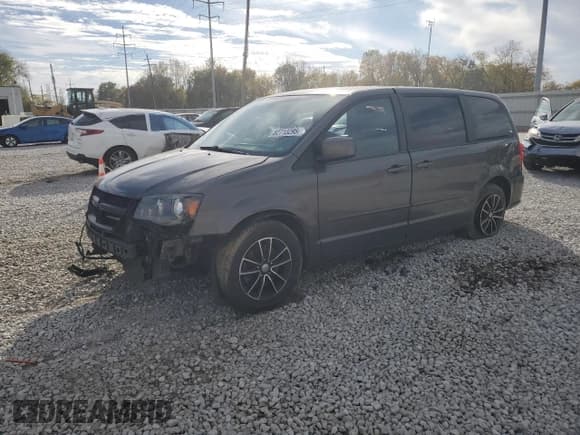✅ 2016 Dodge Grand Caravan SE • VIN: 2C4RDGBG4GR227402 • Lot: 82713295. Listed on Copart with 170,089 mi. Free auction sales archive from the USA and detailed vehicle history report at DreamBid. Image 1.