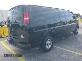 ✅ 2016 GMC Savana Cargo • VIN: 1GTW7BFG8G1132076 • Lot: 43834394. Wystawiony na IAAI z przebiegiem 154 256 mil. Bezpłatny archiwum sprzedaży aukcyjnych z USA i szczegółowy raport historii pojazdu na DreamBid. Zdjęcie 4.