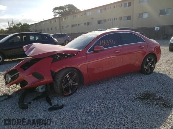 ✅ 2019 Mercedes-Benz A 220 • VIN: WDD3G4EBXKW020739 • Лот: 79150923. Опубликован ранее на Copart с пробегом 48 324 миль. Бесплатный доступ к архиву аукционных продаж из США и подробный отчёт об истории автомобиля на DreamBid. Изображение 1.