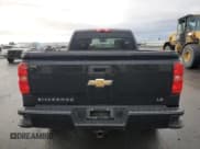 ✅ 2019 Chevrolet Silverado 1500 LT • VIN: 2GCVKPEC7K1216222 • Lot: 79688514. Wystawiony na Copart z przebiegiem 56 889 mil. Bezpłatny archiwum sprzedaży aukcyjnych z USA i szczegółowy raport historii pojazdu na DreamBid. Zdjęcie 6.