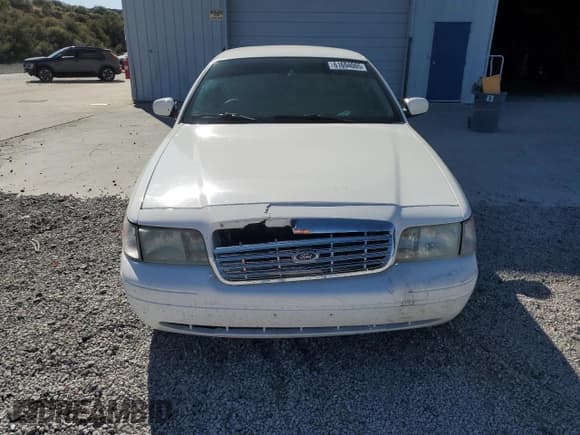 ✅ 2011 Ford Crown Victoria LX • VIN: 2FABP7EV5BX133123 • Lot: 61694065. Listed on Copart with 152,466 mi. Free auction sales archive from the USA and detailed vehicle history report at DreamBid. Image 5.