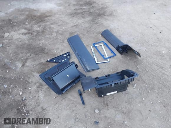 ✅ 2020 Jeep Compass Limited • VIN: 3C4NJDCB9LT197152 • Lot: 43634689. Wystawiony na IAAI z przebiegiem 33 247 mil. Bezpłatny archiwum sprzedaży aukcyjnych z USA i szczegółowy raport historii pojazdu na DreamBid. Zdjęcie 12.