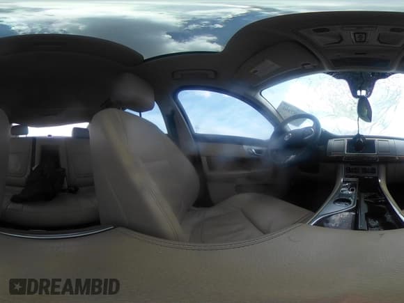 ✅ 2013 Jaguar XF RWD • VIN: SAJWA0ES2DPS69052 • Лот: 42567961. Опубликован ранее на IAAI с пробегом Не указан. Бесплатный доступ к архиву аукционных продаж из США и подробный отчёт об истории автомобиля на DreamBid. Изображение 18.