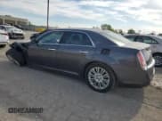 ✅ 2013 Chrysler 300 C • VIN: 2C3CCAKT3DH648147 • Лот: 59523465. Опубликован ранее на Copart с пробегом 162 608 миль. Бесплатный доступ к архиву аукционных продаж из США и подробный отчёт об истории автомобиля на DreamBid. Изображение 2.