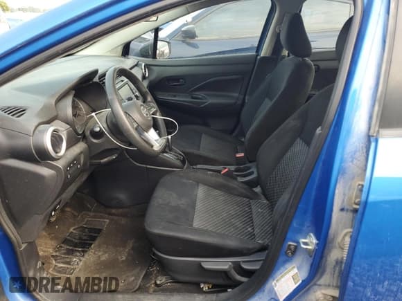 ✅ 2021 Nissan Versa S • VIN: 3N1CN8DV2ML860447 • Lot: 70732015. Listed on Copart with 71,543 mi. Free auction sales archive from the USA and detailed vehicle history report at DreamBid. Image 7.