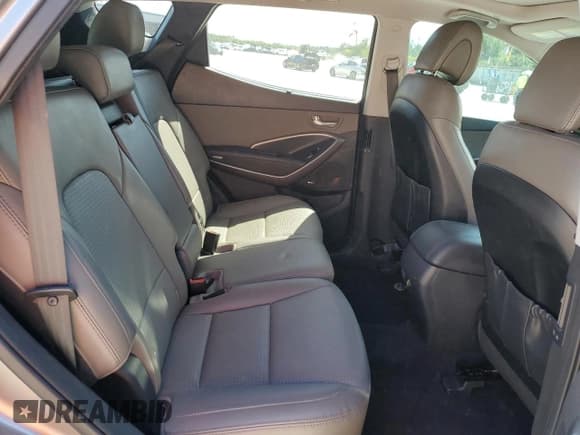 ✅ 2015 Hyundai Santa Fe • VIN: 5XYZW4LA2FG268889 • Lot: 49272684. Wystawiony na Copart z przebiegiem 91 434 mil. Bezpłatny archiwum sprzedaży aukcyjnych z USA i szczegółowy raport historii pojazdu na DreamBid. Zdjęcie 10.