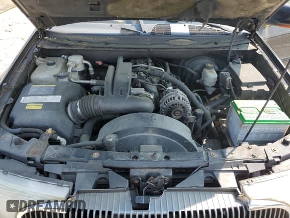 ✅ 2005 Buick Rainier CXL • VIN: 5GAET13M652208785 • Lot: 59020405. Wystawiony na Copart z przebiegiem 170 010 mil. Bezpłatny archiwum sprzedaży aukcyjnych z USA i szczegółowy raport historii pojazdu na DreamBid. Zdjęcie 11.